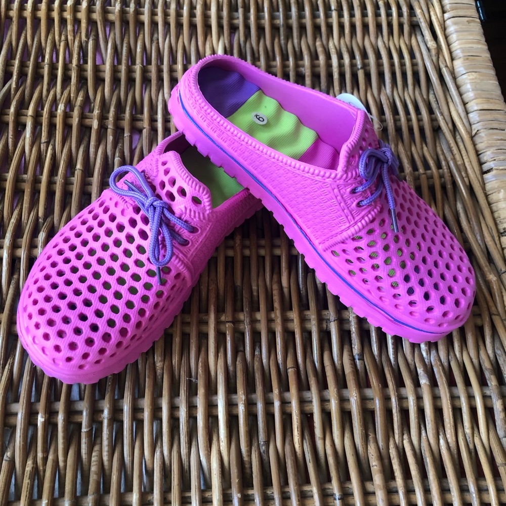 WOMENS COMFY CLOGS 🌺